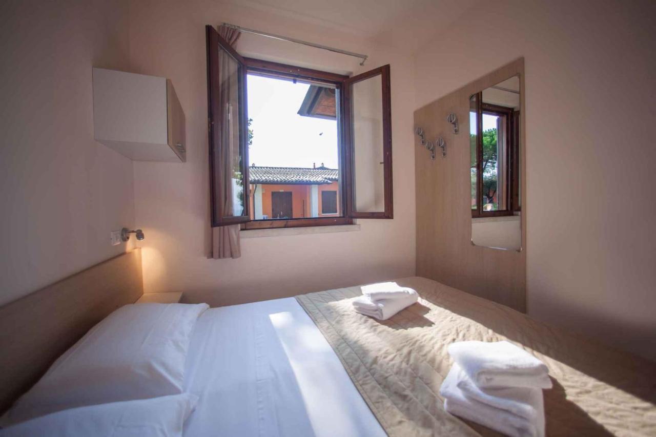 Holiday Homes In Sirmione/Gardasee 22174 Exterior photo